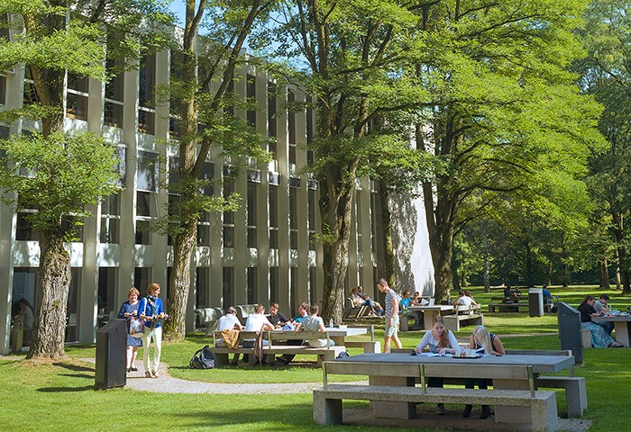 Khuôn viên trường Đại học Tilburg Hà Lan